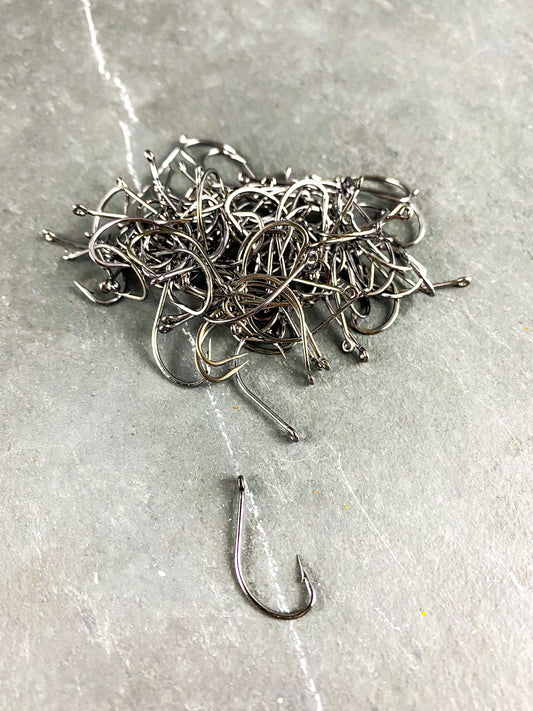 100 hameçons en J extra tranchants en acier au carbone - Taille #14