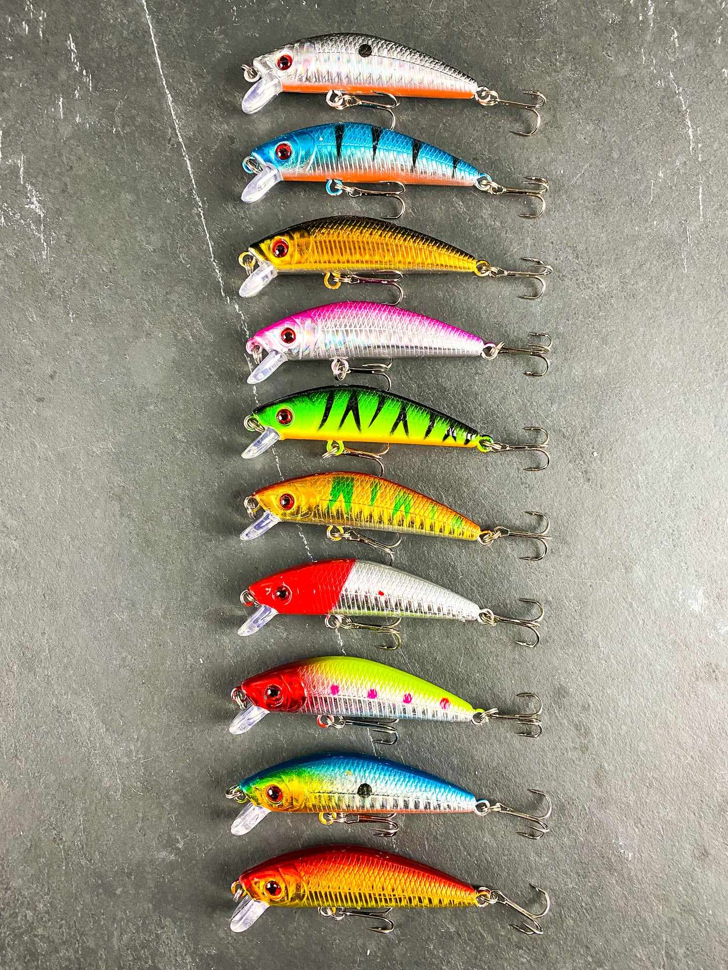 *NEW* Rattling Floating Hard Crankbait Fishing Lure Set (10pcs)